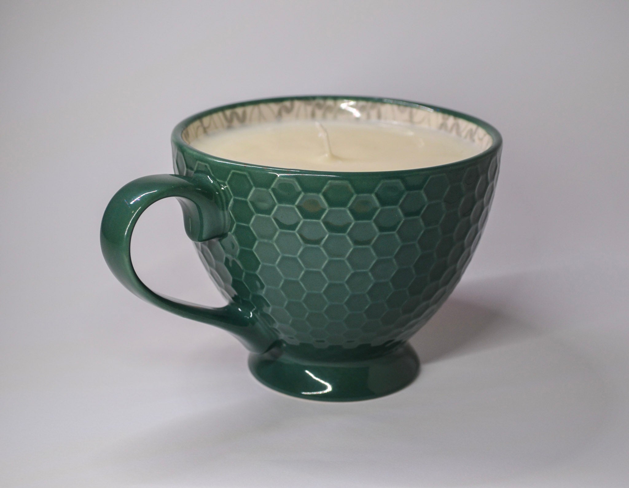 Green Honeycomb Mug Candle - Coconut Lime Verbena Scent