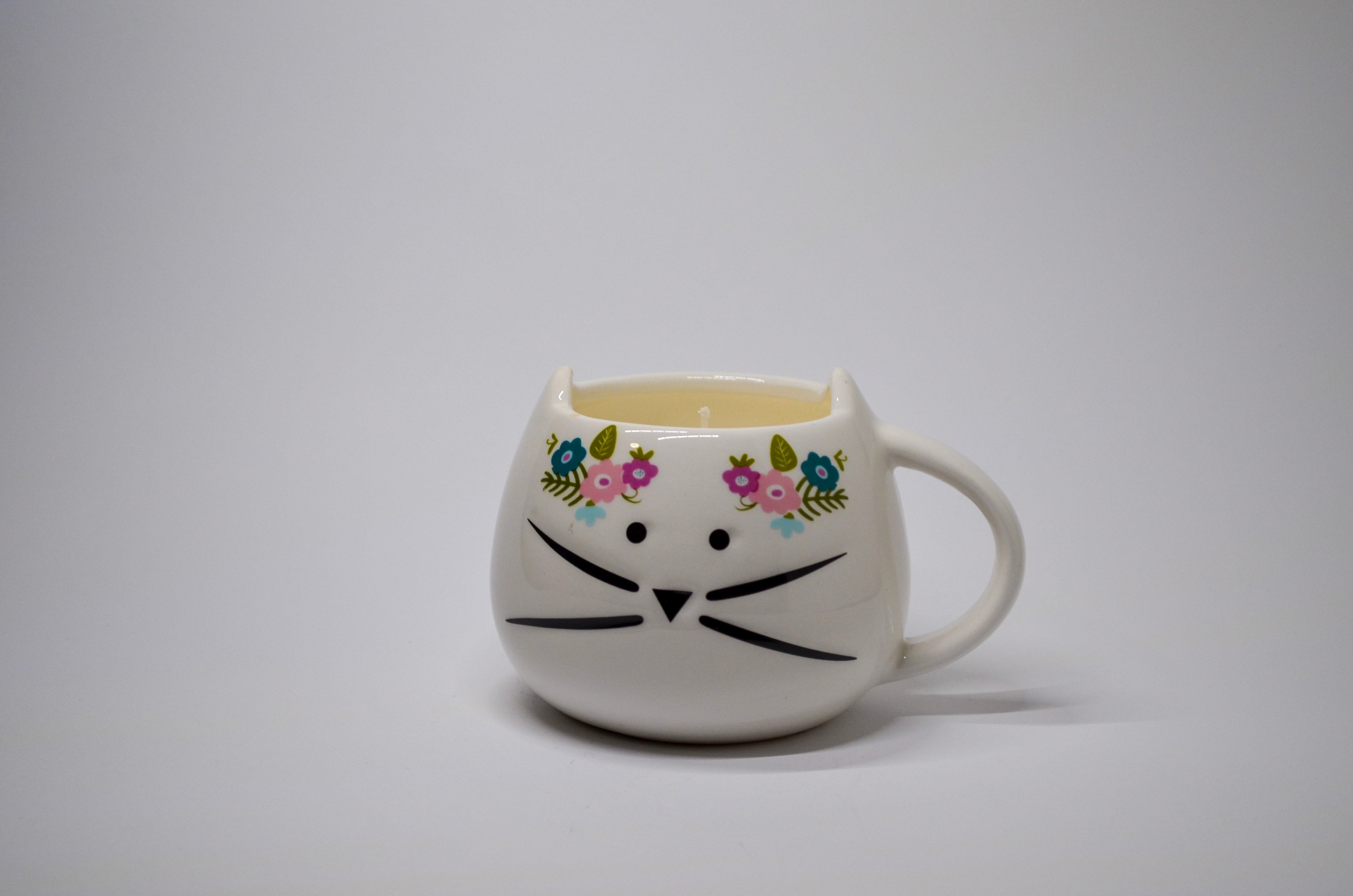 Cat Face Mug Candle (Floral Accents) - Japanese Cherry Blossom