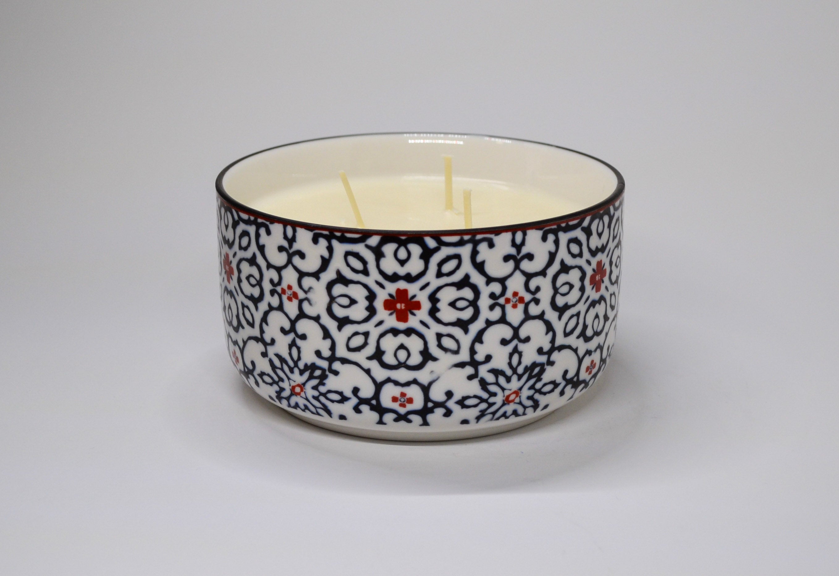 Blue & Red Patterned Ceramic Candle (Dual Wick) - Coconut Lime Verbena