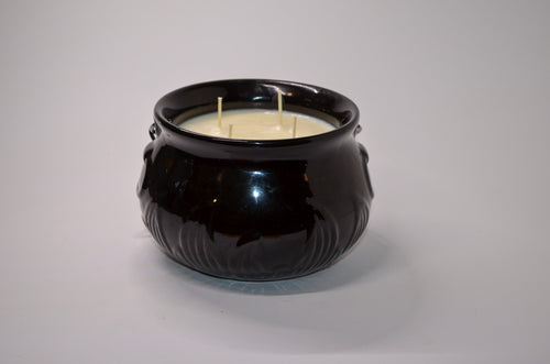 Black Cauldron Candle — Salted Vanilla Honey Butter
